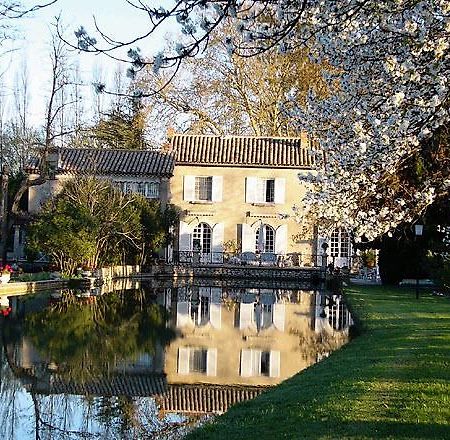 Domaine Du Moulin Hotel Saint-Laurent-des-Arbres Exterior foto