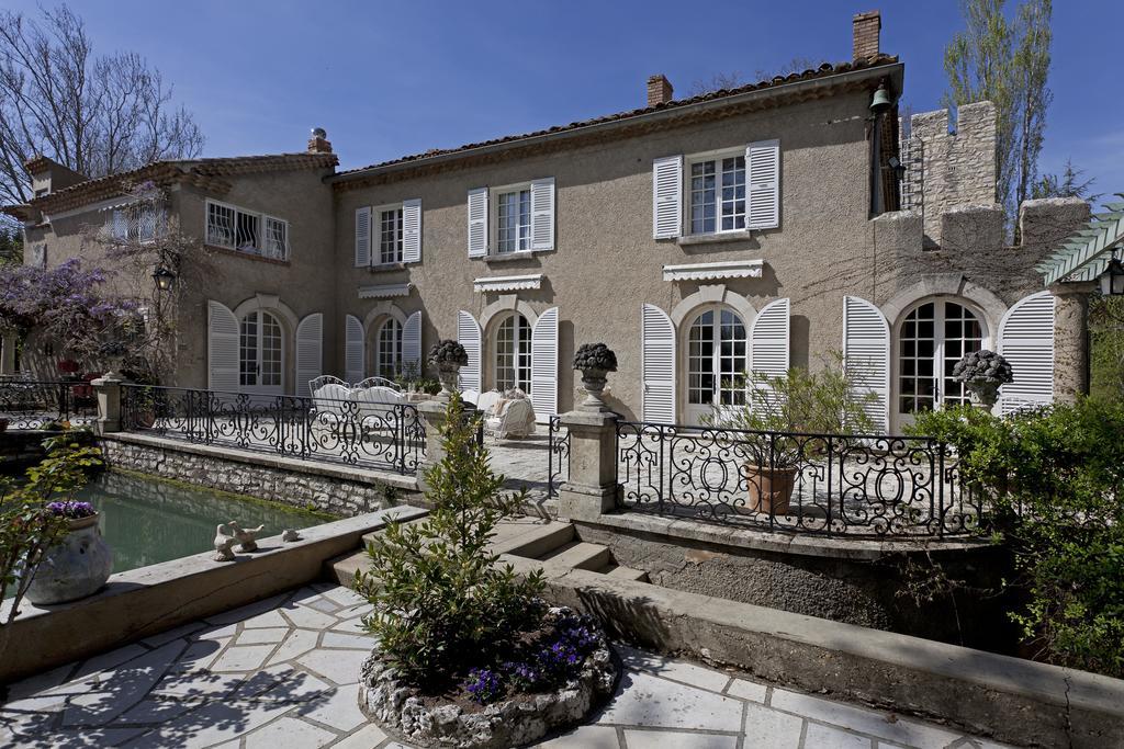 Domaine Du Moulin Hotel Saint-Laurent-des-Arbres Exterior foto